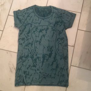 lulu lemon shirt